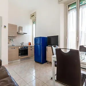  Appartamento Cosy Close To Iulm Italia
